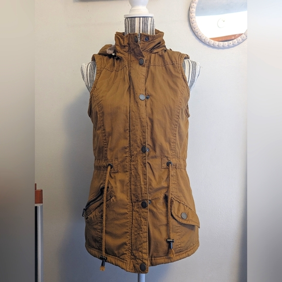 YMI Jackets & Blazers - 🏷️YMI Collection Faux Fur Lined Vest